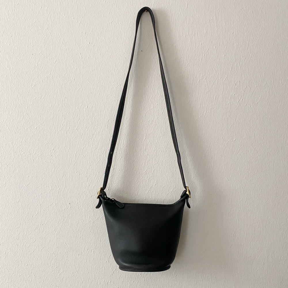 Vintage Coach Maggie Duffel Bag in Black 9019